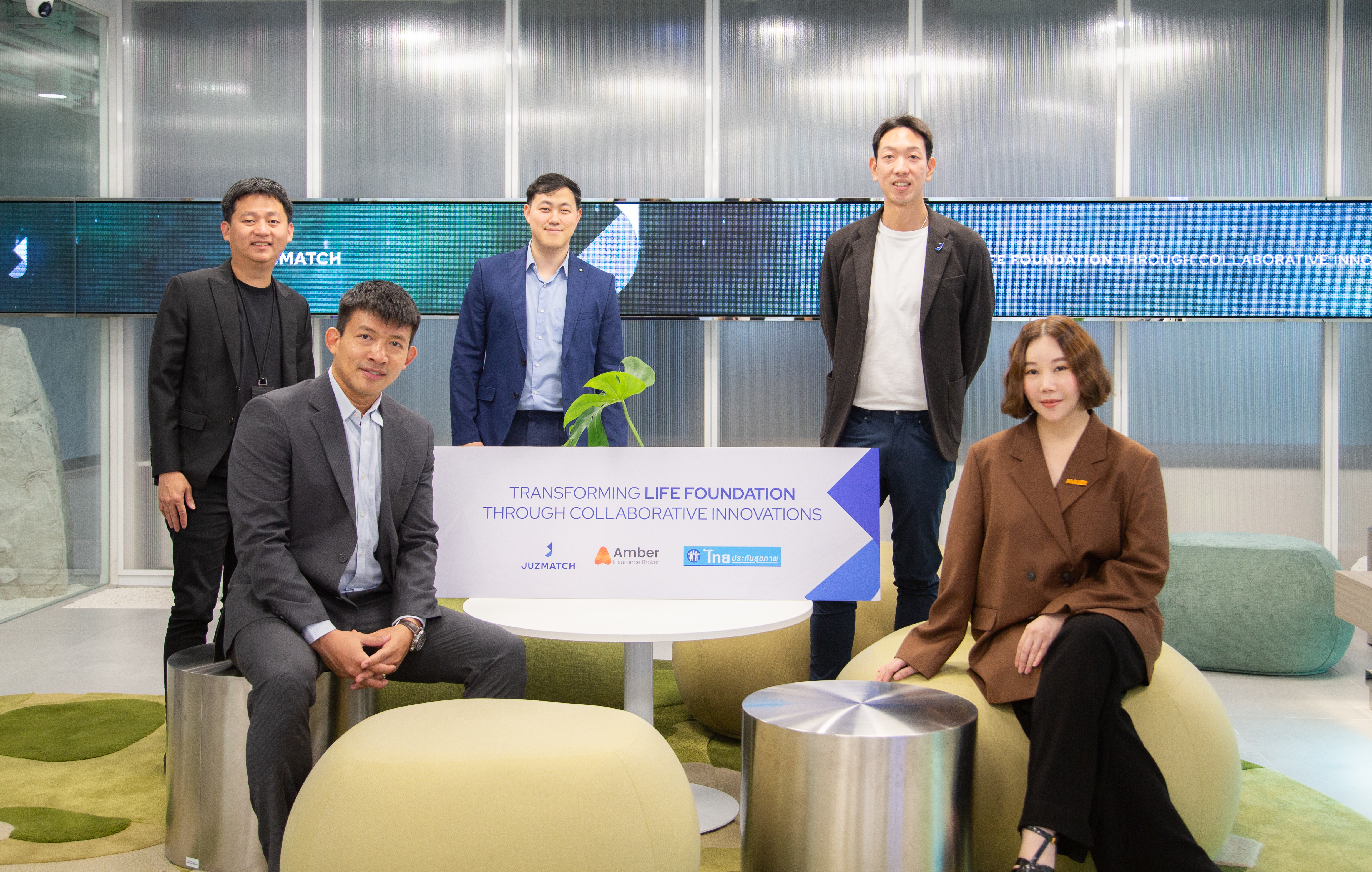 𝐀𝐦𝐛𝐞𝐫 𝐈𝐧𝐬𝐮𝐫𝐚𝐧𝐜𝐞 𝐁𝐫𝐨𝐤𝐞𝐫  ประกาศ ความร่วมมือครั้งสำคัญกับ  บริษัท 𝐉𝐔𝐙𝐌𝐀𝐓𝐂𝐇 และ บริษัท ไทยประกันสุขภาพ จำกัด (มหาชน)